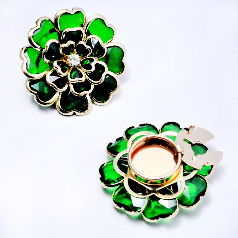 🌸 Clip cubrebotones con perlas y flores